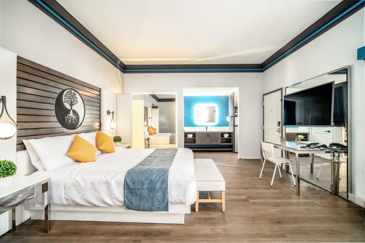 Aspire Inn Studios & Spas Белфлауър Екстериор снимка